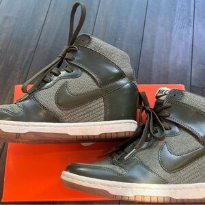 Nike Dunk Sky Hi Wedge Sneakers US Size 7